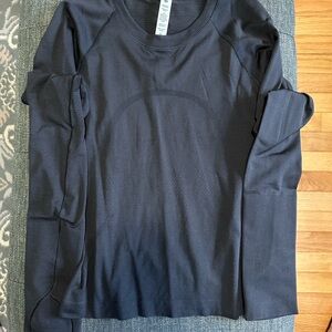 Lululemon Athletica Black Long Sleeve Top